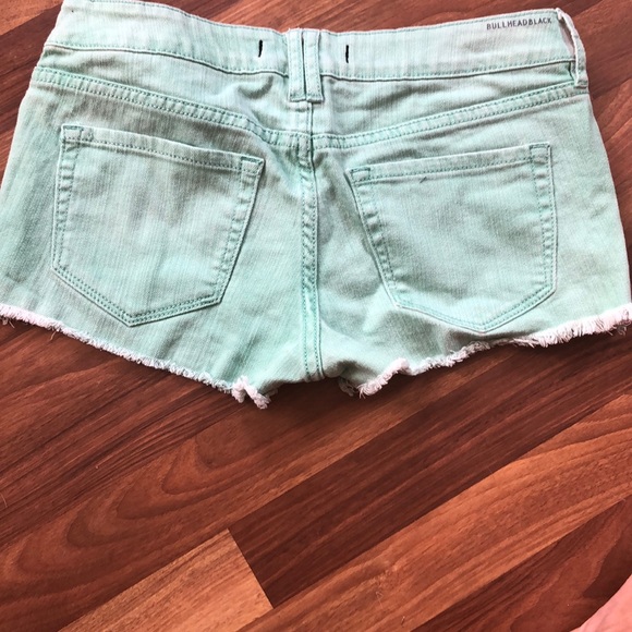 Women’s size 5 jean shorts - Picture 2 of 2